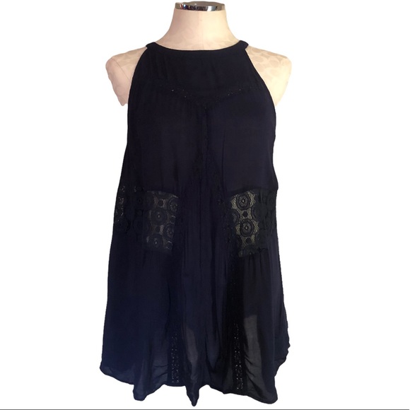 Torrid | Blue Lace Inset Sleeveless Top High-Neck Keyhole Back Size 1X - Picture 1 of 4